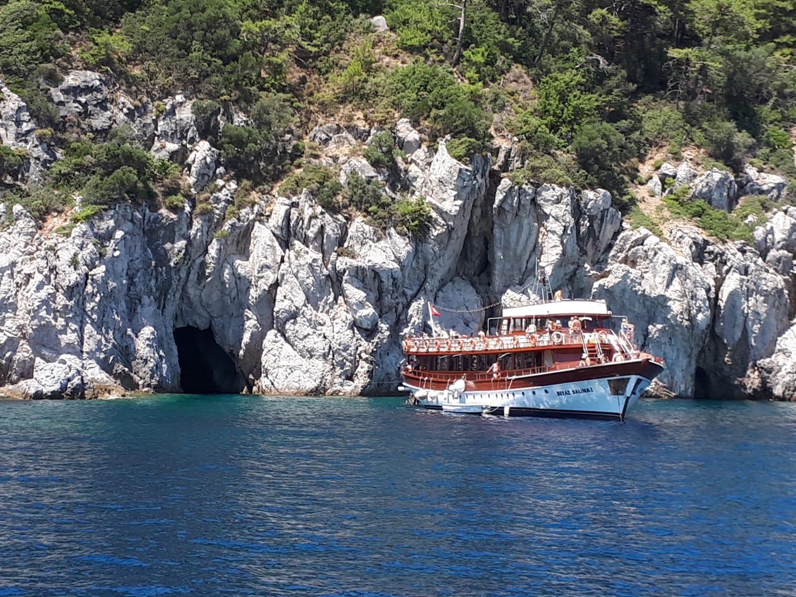 Marmaris tekne turu rezervasyon White Whale