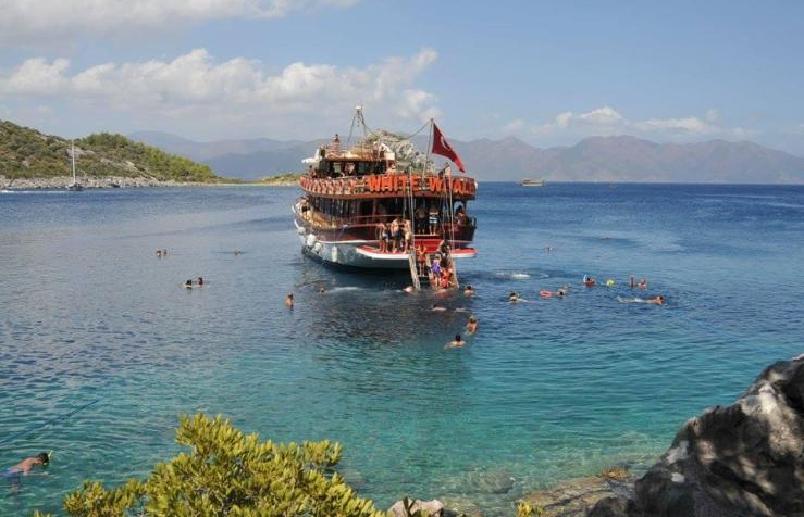 Marmaris tekne gezisi deniz keyfi